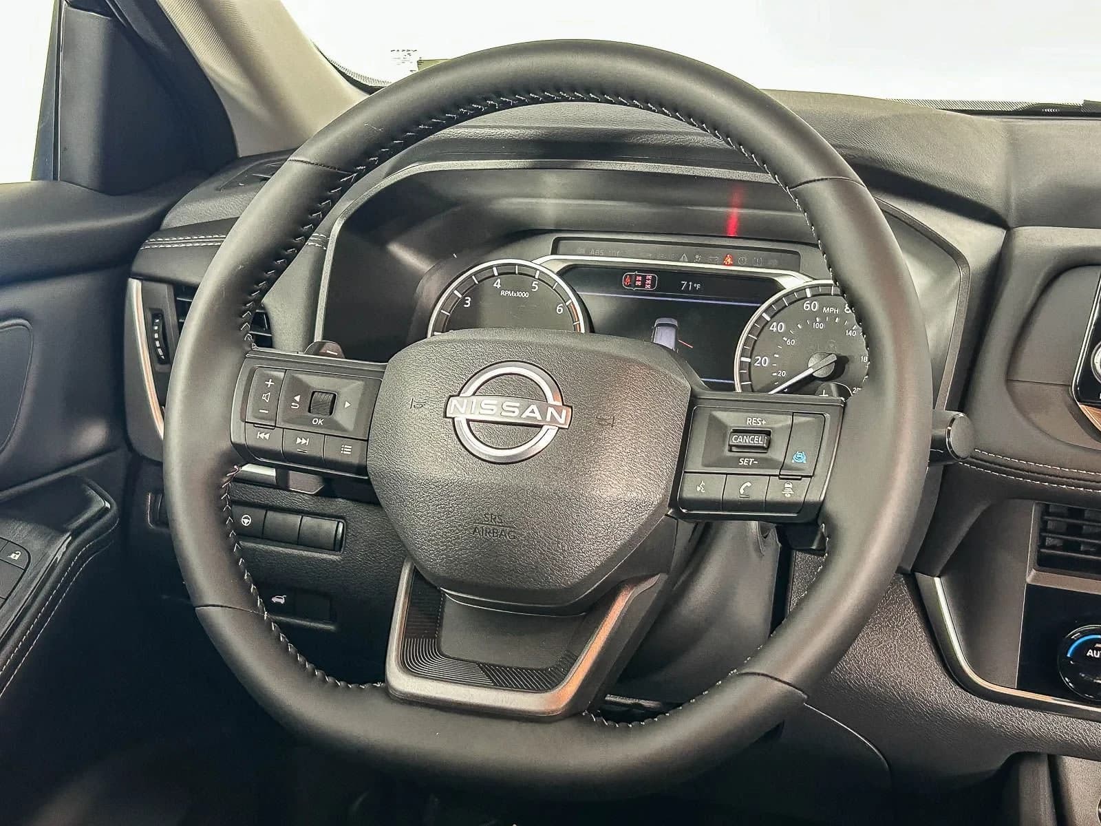 Nissan Rogue SV FWD 2026 — side view