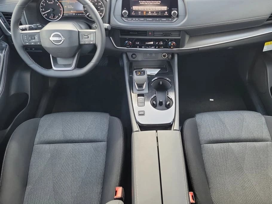 Nissan Rogue SV FWD 2026 — side view