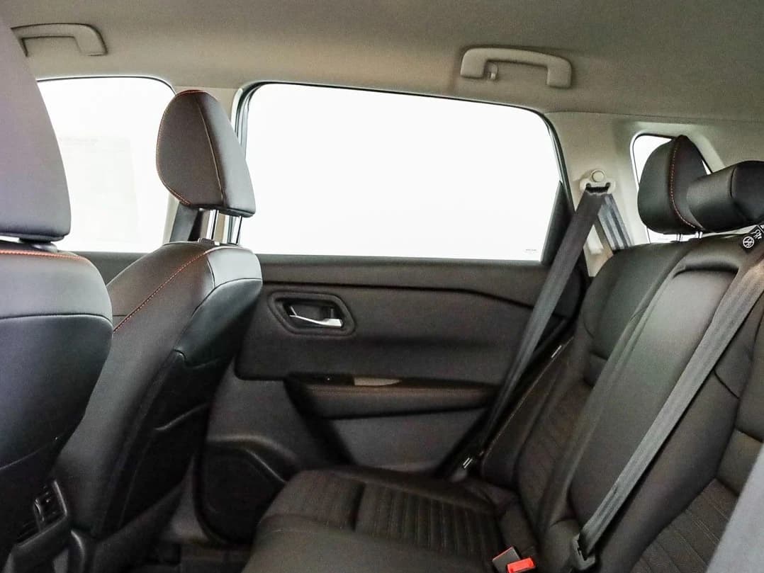 Nissan Rogue Rock Creek AWD 2025 — side view