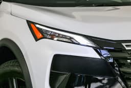 Nissan Rogue Rock Creek AWD 2025 — side view