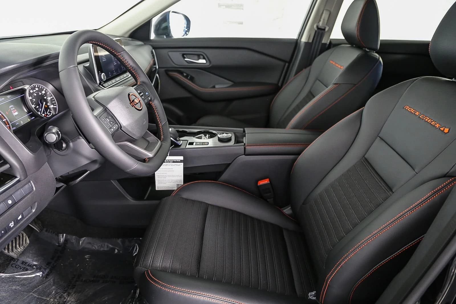 Nissan Rogue Rock Creek AWD 2025 — side view