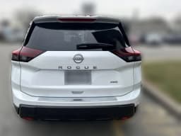 Nissan Rogue SV AWD 2026 — side view