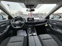 Nissan Rogue SV AWD 2026 — side view