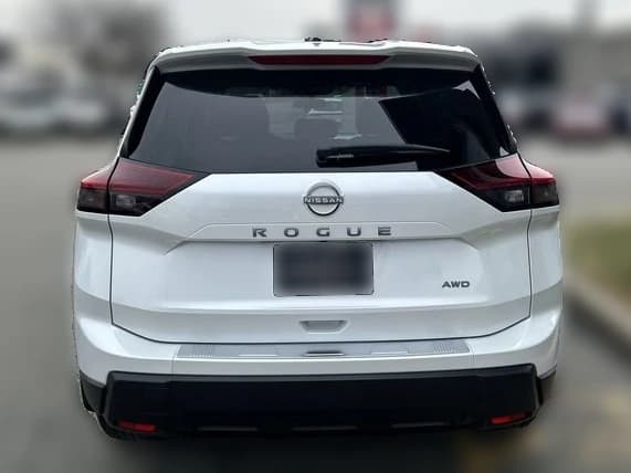 Nissan Rogue SV AWD 2026 — side view