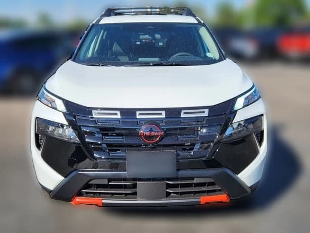 Nissan Rogue Rock Creek AWD 2026 — side view