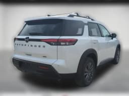 Nissan Pathfinder SV 4WD 2026 — side view