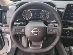 Nissan Pathfinder SV 4WD 2026 — side view