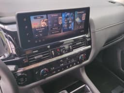 Nissan Pathfinder SV 4WD 2026 — side view