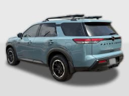 Nissan Pathfinder Rock Creek 4WD 2026 — side view
