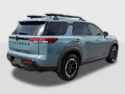 Nissan Pathfinder Rock Creek 4WD 2026 — side view