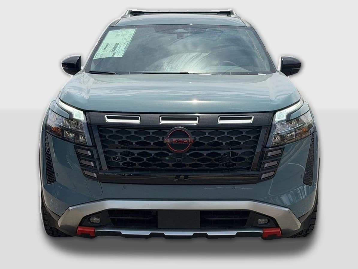 Nissan Pathfinder Rock Creek 4WD 2026 — side view