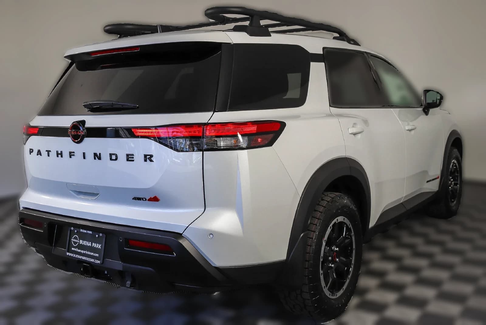 Nissan Pathfinder SV 4WD 2026 — side view