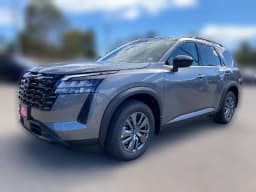 Nissan Pathfinder SV 4WD 2026 — side view