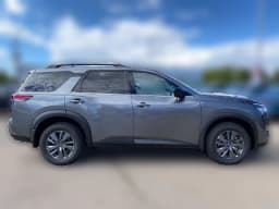 Nissan Pathfinder SV 4WD 2026 — side view