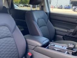 Nissan Pathfinder SV 4WD 2026 — side view