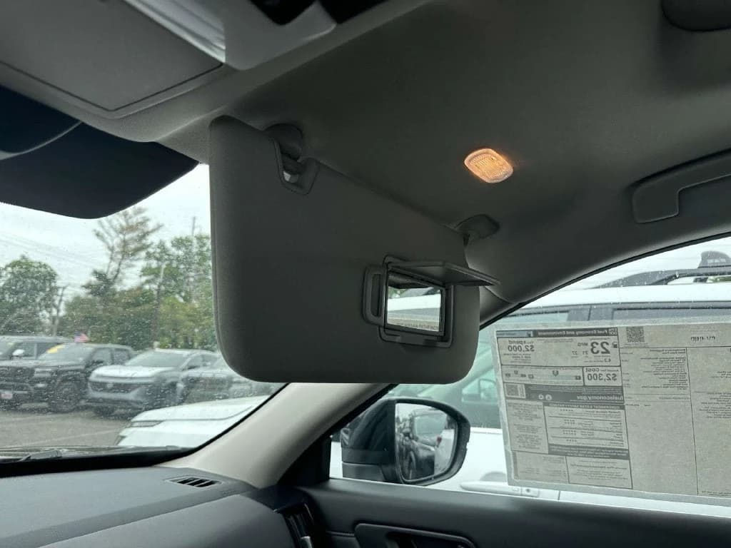 Nissan Pathfinder SV 4WD 2026 — side view