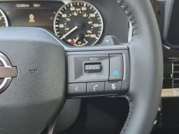 Nissan Pathfinder SV 2WD 2026 — side view