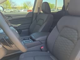 Nissan Pathfinder SV 2WD 2026 — side view