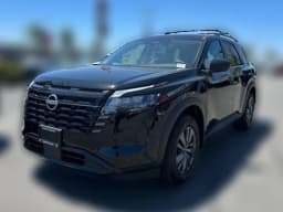 Nissan Pathfinder SV 2WD 2026 — side view