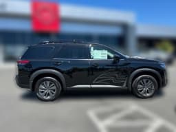 Nissan Pathfinder SV 2WD 2026 — side view