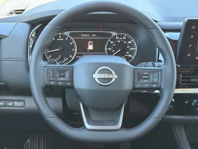 Nissan Pathfinder SV 2WD 2026 — side view