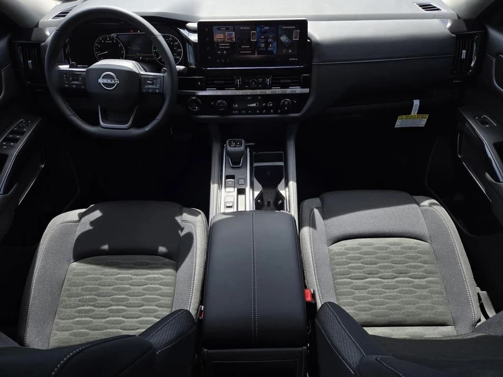 Nissan Pathfinder SV 2WD 2026 — side view