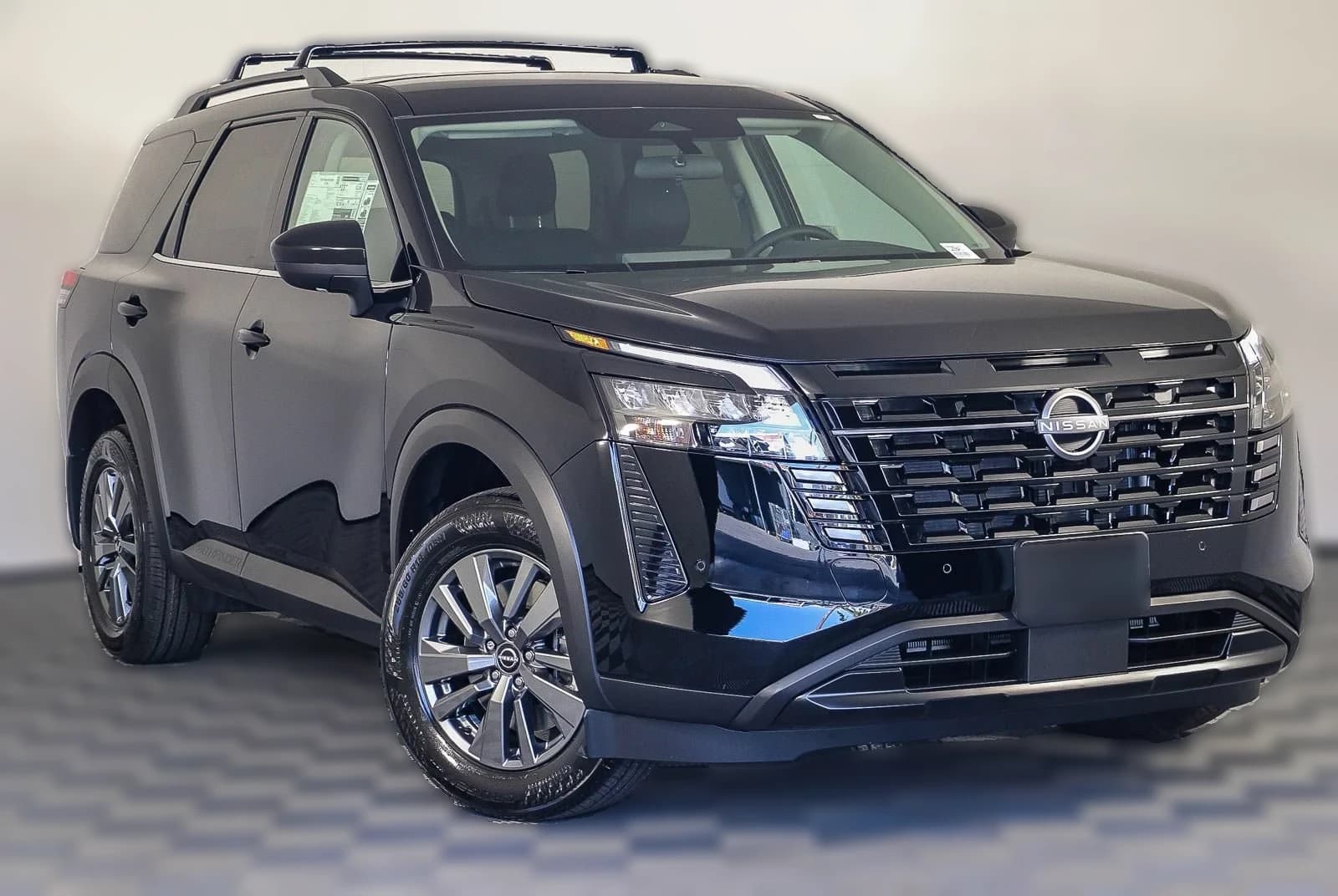 Nissan Pathfinder SV 2WD 2026 — side view