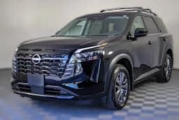 Nissan Pathfinder SV 2WD 2026 — side view