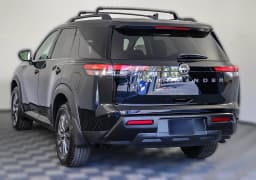 Nissan Pathfinder SV 2WD 2026 — side view