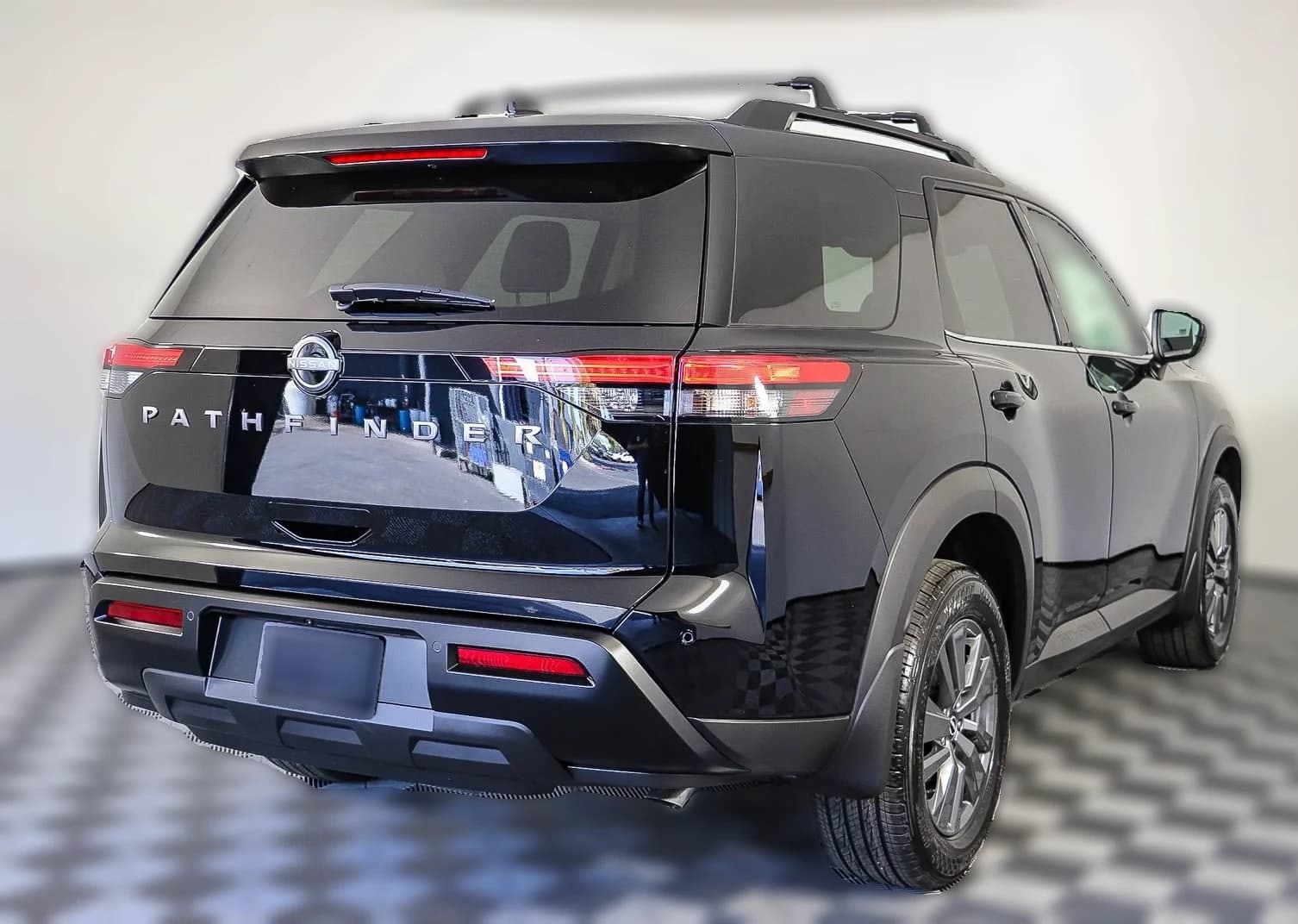 Nissan Pathfinder SV 2WD 2026 — side view