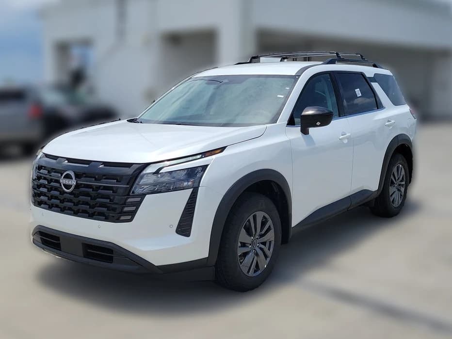 Nissan Pathfinder SV 2WD 2026 — side view