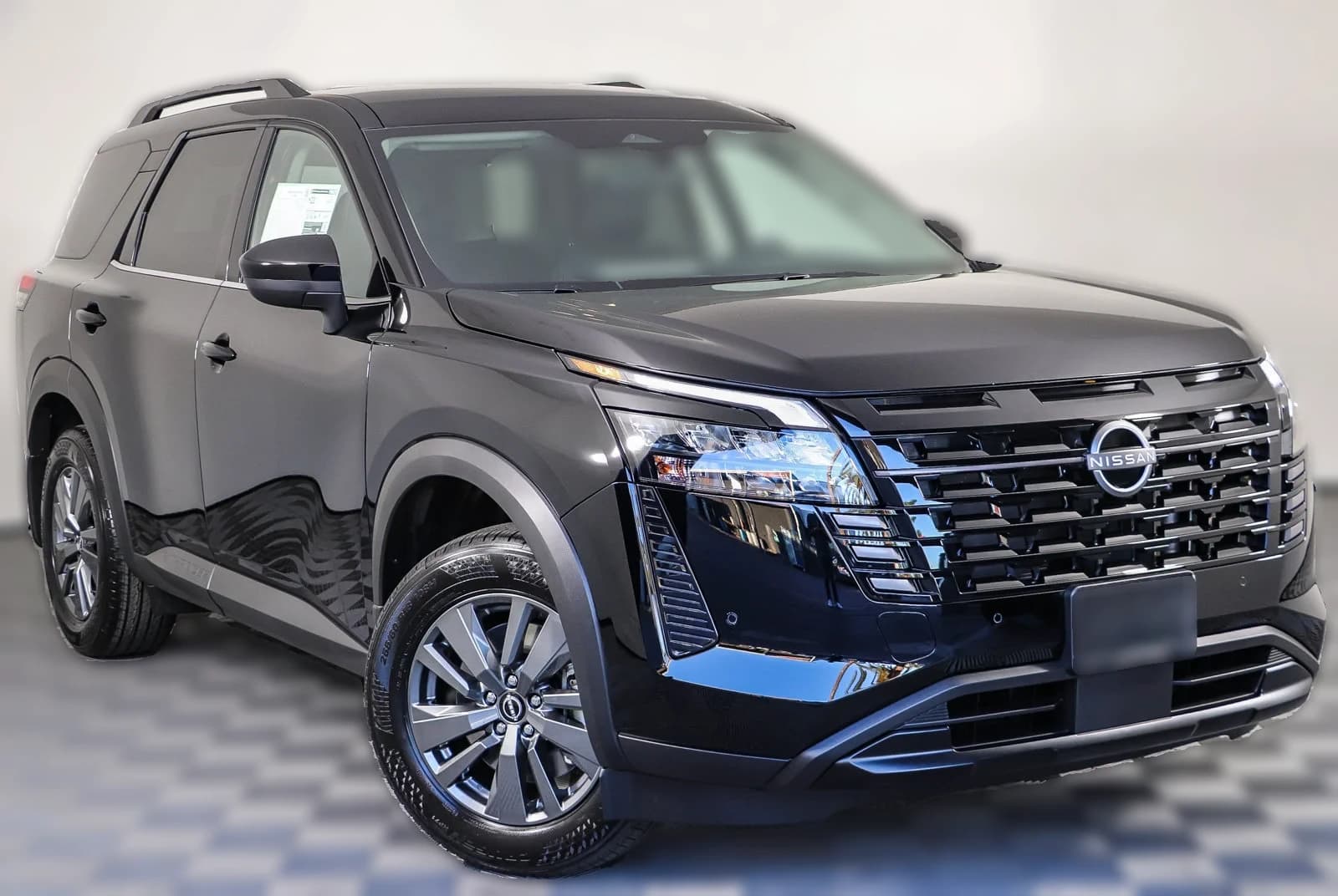 Nissan Pathfinder SV 2WD 2026 — side view