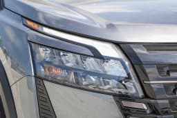 Nissan Pathfinder SV 2WD 2026 — side view