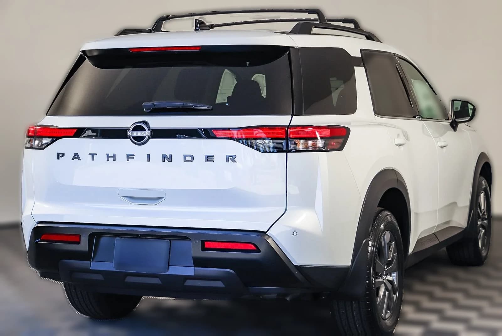 Nissan Pathfinder SV 2WD 2026 — side view