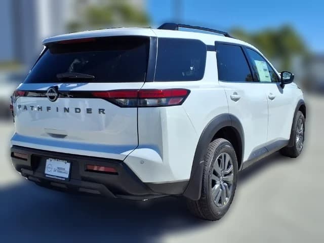 Nissan Pathfinder SV 2WD 2026 — side view