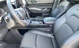 Nissan Pathfinder Rock Creek 4WD 2026 — side view