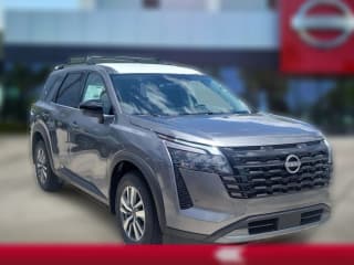 Nissan Pathfinder SL 4WD