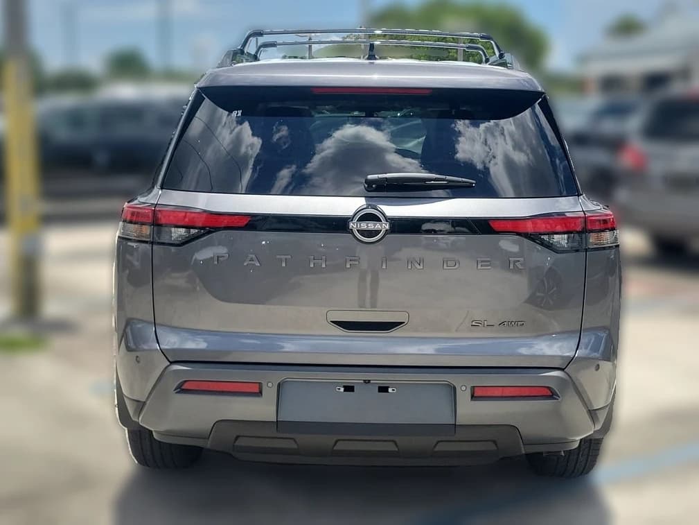 Nissan Pathfinder SL 4WD 2026 — side view
