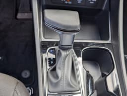 Hyundai Tucson SE FWD 2026 — side view