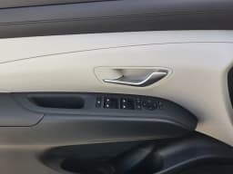 Hyundai Tucson SE FWD 2026 — side view