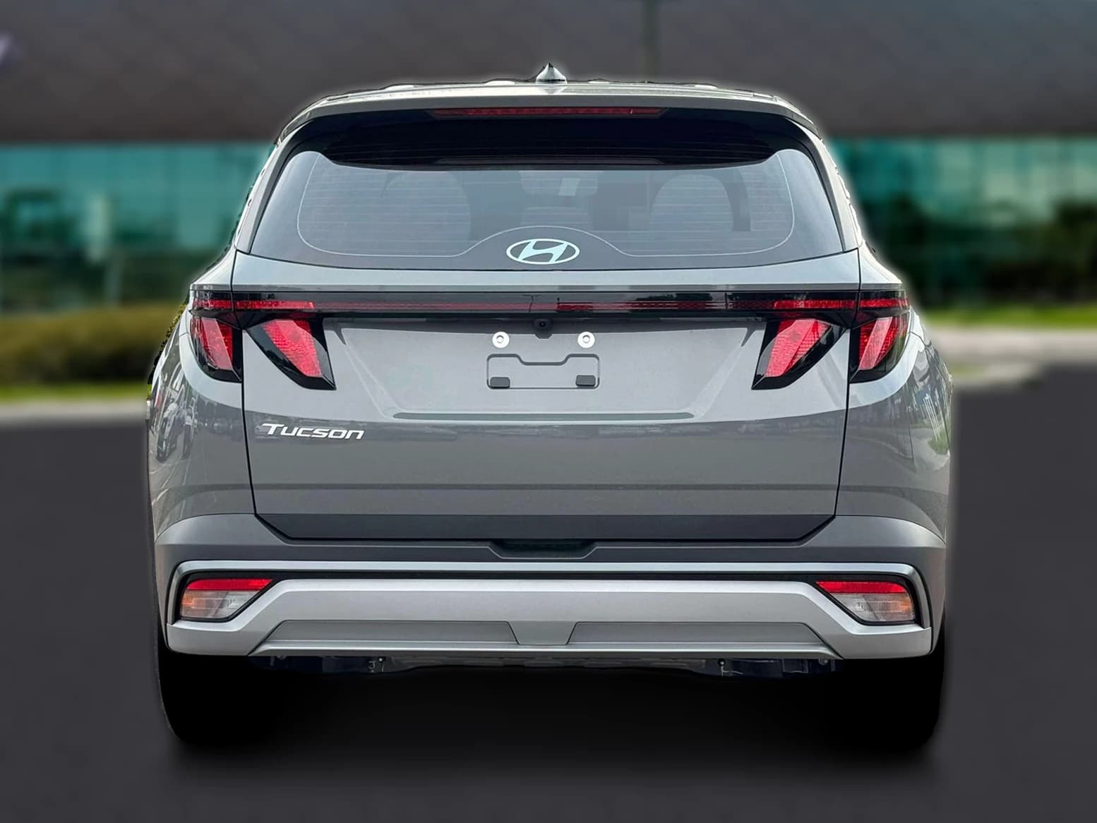 Hyundai Tucson SE FWD 2026 — side view