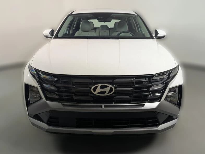 Hyundai Tucson SE FWD 2026 — side view