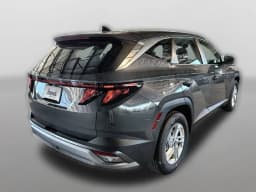 Hyundai Tucson SE FWD 2026 — side view