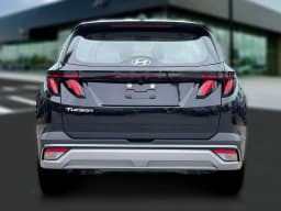 Hyundai Tucson SE FWD 2026 — side view