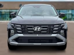 Hyundai Tucson SE FWD 2026 — side view
