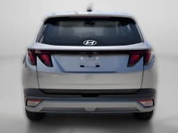 Hyundai Tucson SE FWD 2026 — side view