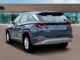 Hyundai Tucson SE FWD 2026 — side view