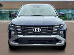Hyundai Tucson SE FWD 2026 — side view