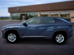 Hyundai Tucson SE AWD 2026 — side view