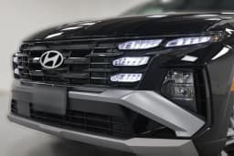 Hyundai Tucson SE AWD 2026 — side view